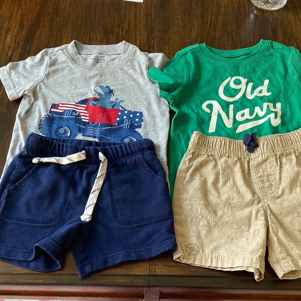 Old navy tee, carts tee and shorts lot
